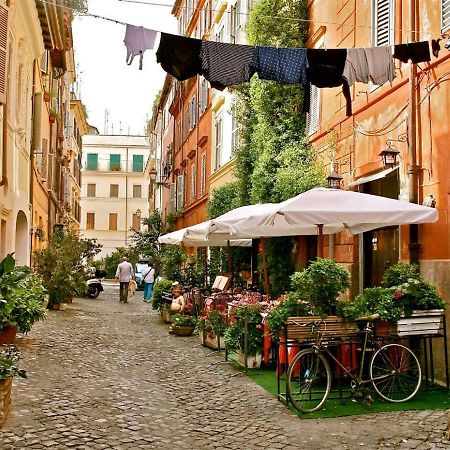 Panoramic Castle Apt Trastevere Рим Экстерьер фото