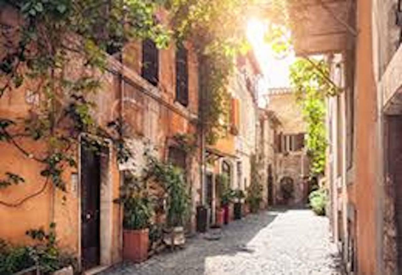 Panoramic Castle Apt Trastevere Рим Экстерьер фото