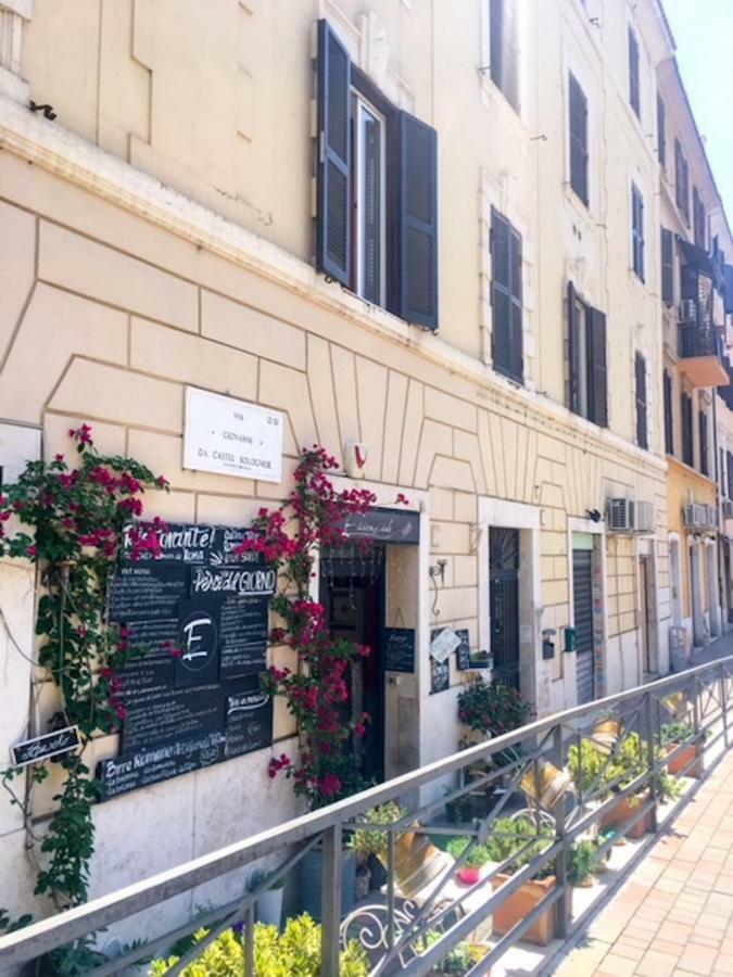 Panoramic Castle Apt Trastevere Рим Экстерьер фото