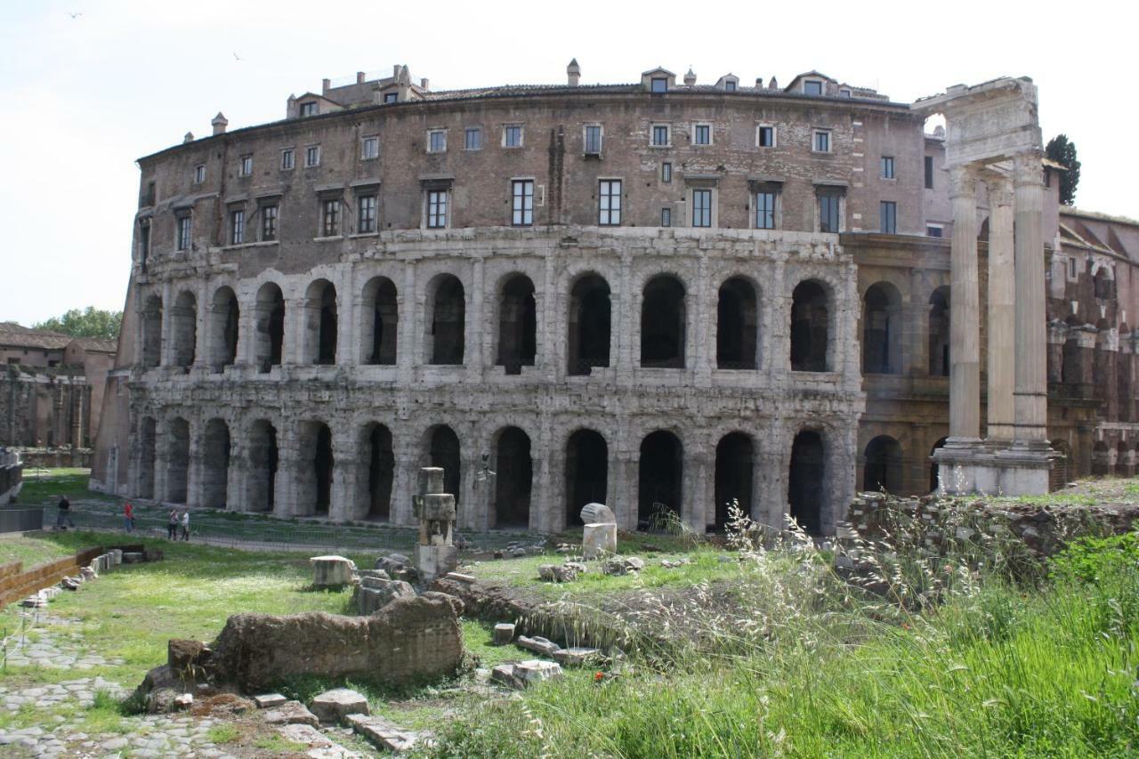 Panoramic Castle Apt Trastevere Рим Экстерьер фото